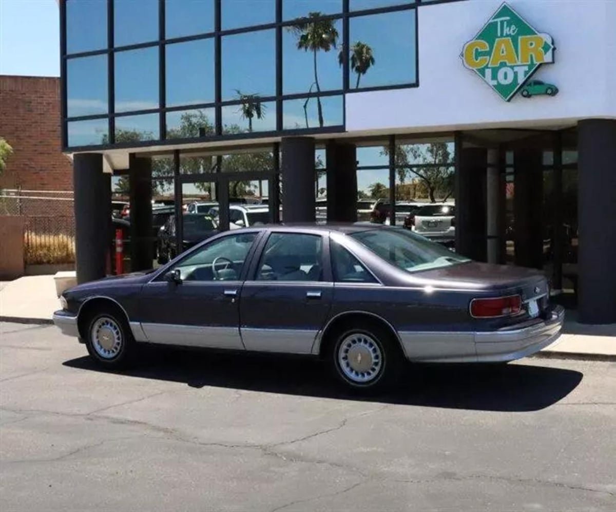 Used 1993 Chevrolet Caprice Classic RWD image 8