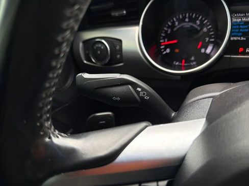 Used 2019 Ford Mustang GT Premium RWD image 18