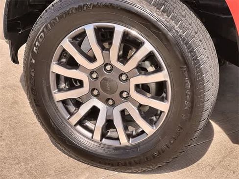 Used 2019 Ford Ranger Lariat w/ Equipment Group 501A Mid image 9