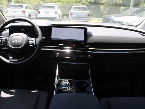 New 2026 Kia Carnival SX Prestige FWD image 31