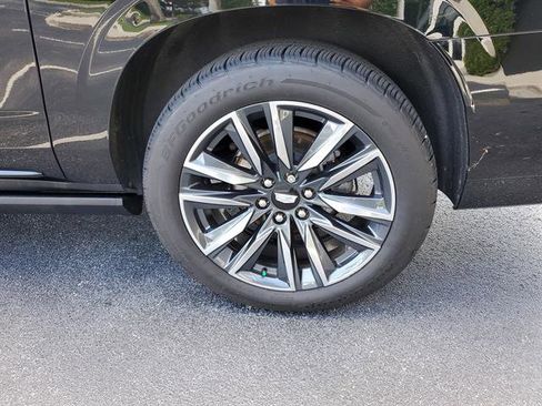 Certified 2022 Cadillac Escalade ESV Sport w/ Touring Package AWD/4WD image 14