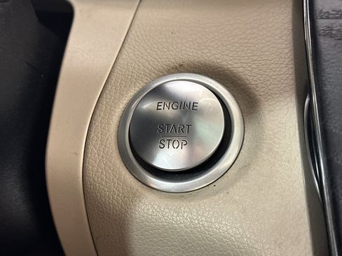 Used 2019 Mercedes-Benz GLC 300 image 22