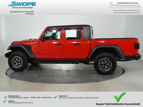 Used 2025 Jeep Gladiator Rubicon AWD/4WD image 6