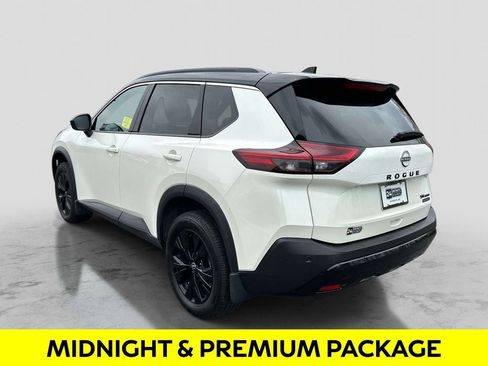 Used 2023 Nissan Rogue SV w/ SV Premium B Package AWD/4WD image 3