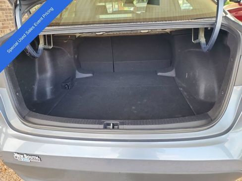 Used 2023 Toyota Corolla LE FWD image 21