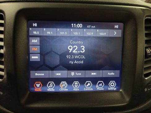 Used 2018 Jeep Compass Trailhawk w/ Cold Weather Group image 20