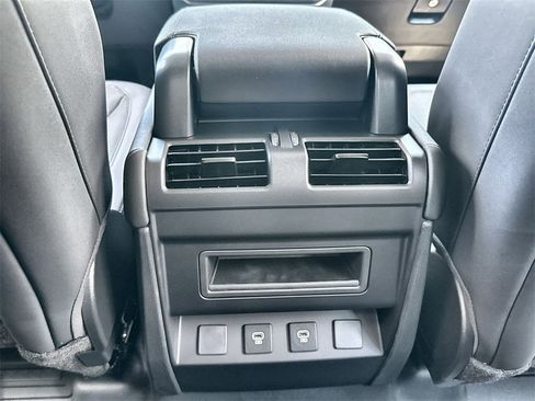 Used 2025 Land Rover Defender 110 S image 16