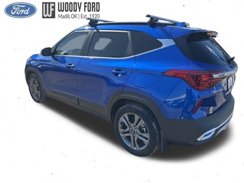 Used 2023 Kia Seltos S w/ Navigation Package image 4