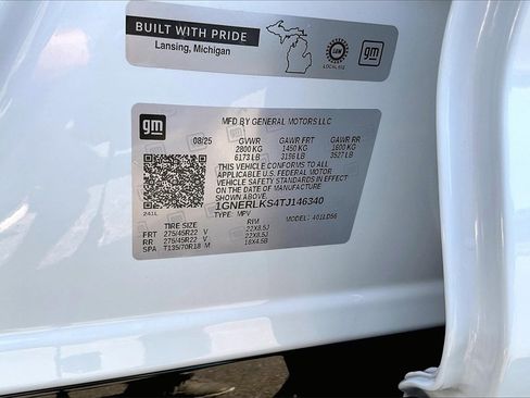 New 2026 Chevrolet Traverse RS w/ LPO, Floor Liner Package image 8