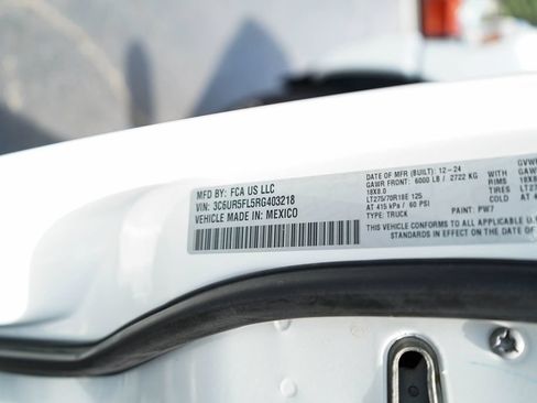Used 2024 RAM 2500 Laramie w/ Safety Group AWD/4WD image 42