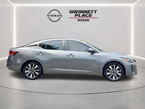 Used 2025 Nissan Sentra SV w/ SV Premium Package FWD image 24
