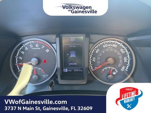Used 2020 Toyota Tacoma SR image 18
