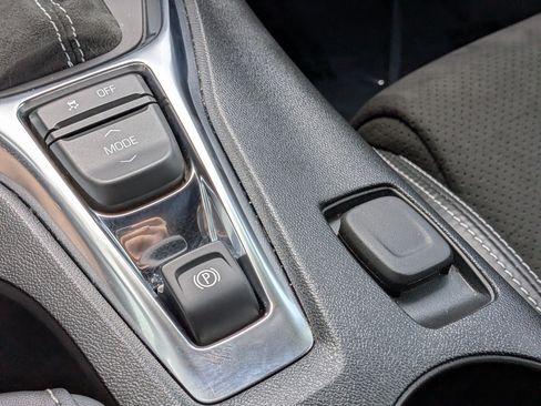 Used 2023 Chevrolet Camaro SS RWD image 30