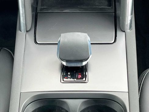 Used 2026 Land Rover Discovery Sport Landmark AWD/4WD image 10