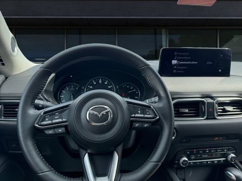 Used 2025 MAZDA CX-5 AWD 2.5 S w/ Premium Plus Pkg image 4