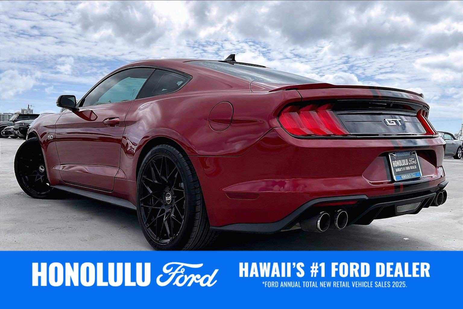 Used 2021 Ford Mustang GT Premium w/ Equipment Group 401A RWD image 4
