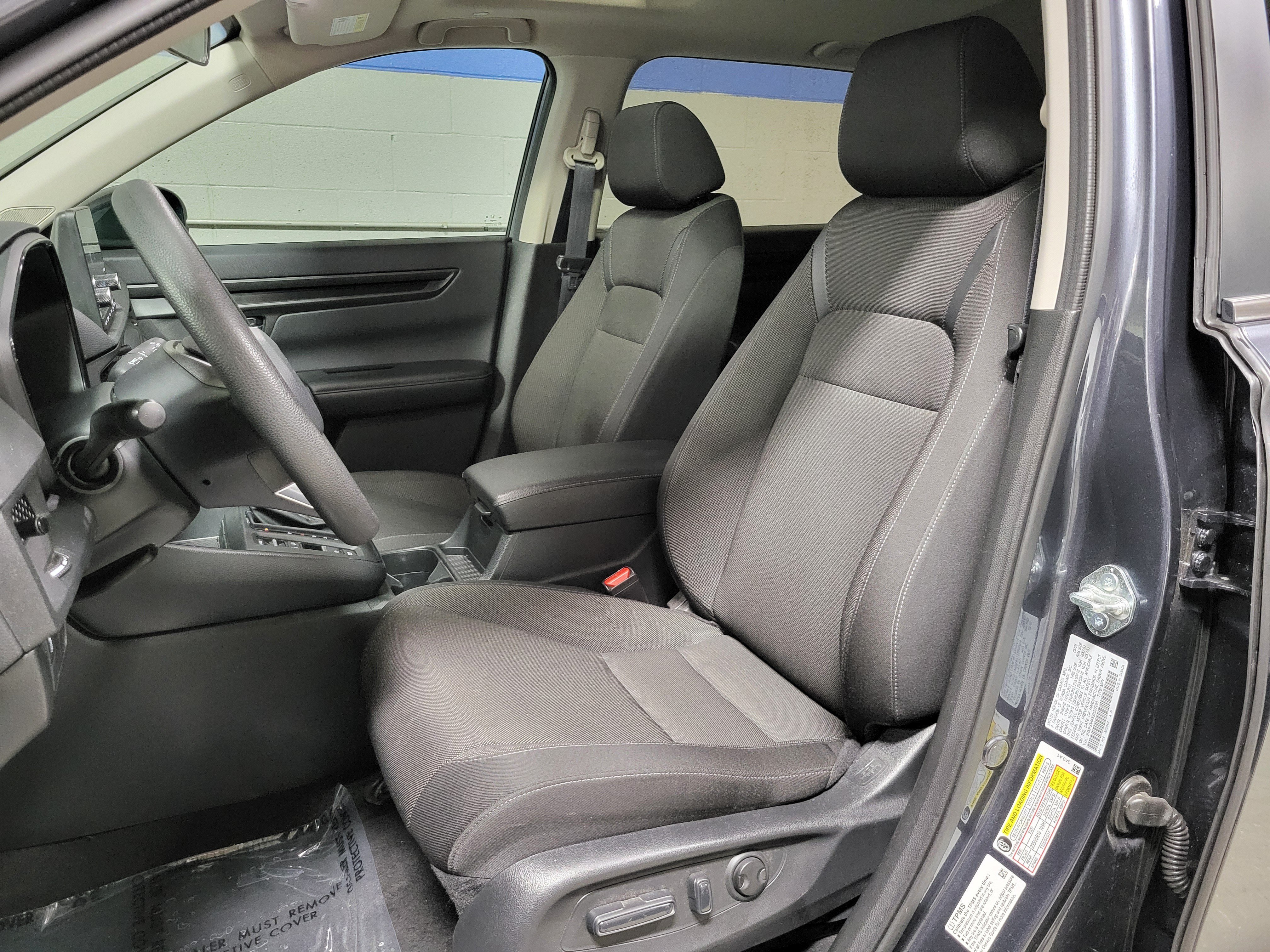 Used 2025 Honda CR-V EX image 14