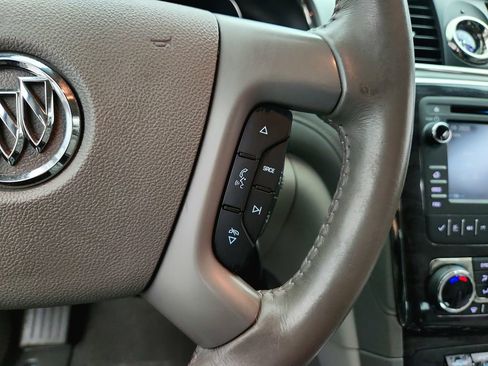 Used 2017 Buick Enclave Convenience FWD image 17