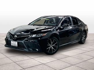 Used 2023 Toyota Camry SE video 1