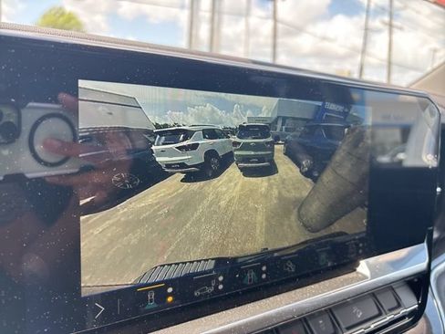 New 2026 Chevrolet Silverado 2500 LTZ w/ LTZ Premium Package AWD/4WD image 34