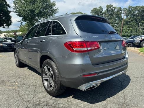 Used 2018 Mercedes-Benz GLC 300 4MATIC w/ Multimedia Package image 3