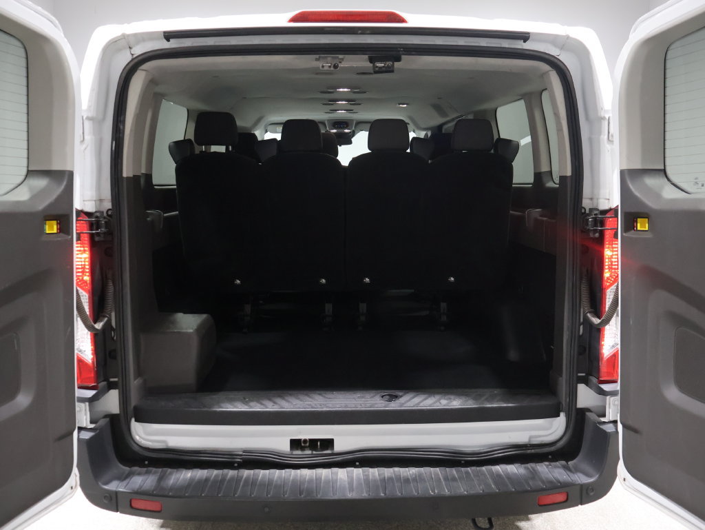 Used 2024 Ford Transit 350 XLT RWD image 5