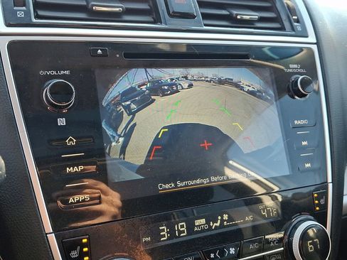 Used 2019 Subaru Outback 2.5i Premium image 19