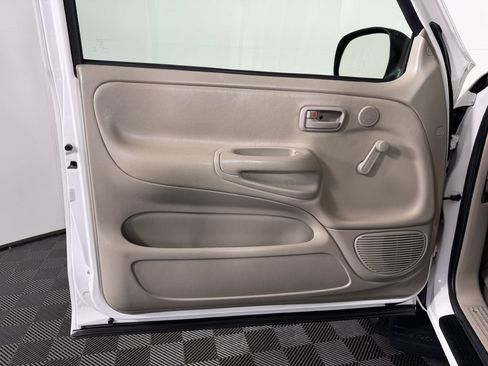 Used 2005 Toyota Tundra 2WD Regular Cab image 25