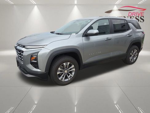 Certified 2025 Chevrolet Equinox LT FWD image 4