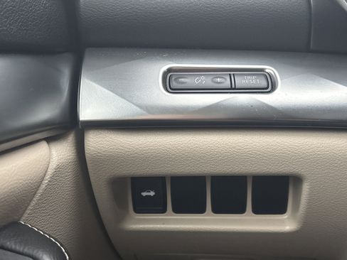 Used 2019 Nissan Maxima 3.5 SV w/ Floor Mat Group image 29