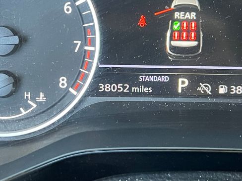 Used 2025 Nissan Pathfinder SV image 42