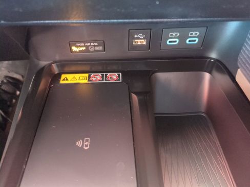 New 2026 Toyota Camry SE image 18