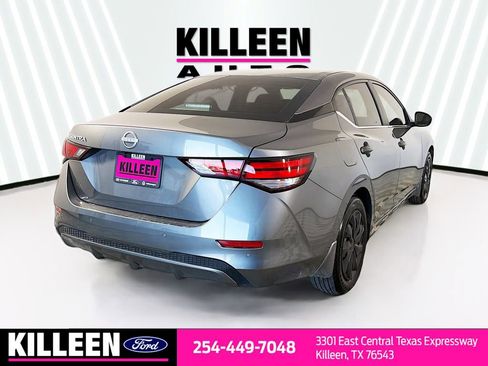 Used 2025 Nissan Sentra S image 8