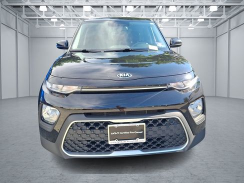 Used 2020 Kia Soul LX FWD image 2