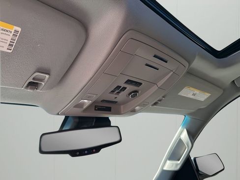 Used 2018 GMC Yukon Denali w/ Open Road Package image 37