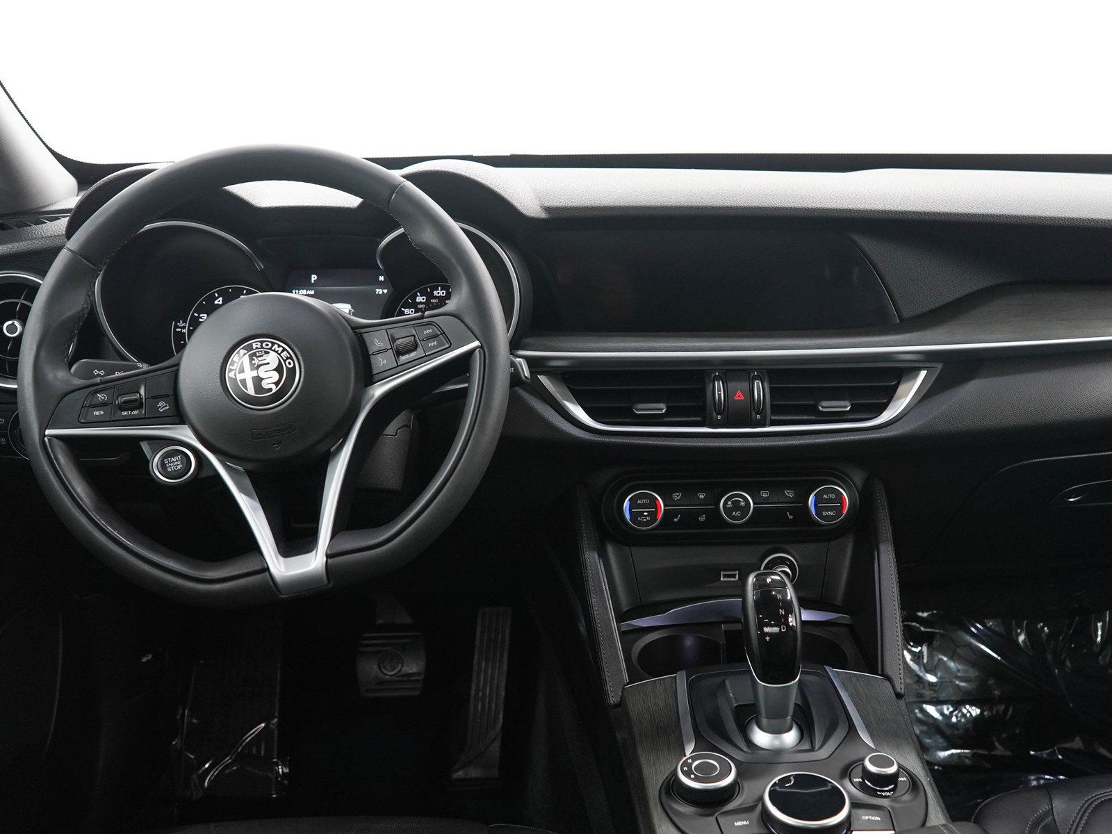 Used 2019 Alfa Romeo Stelvio Ti AWD/4WD image 16