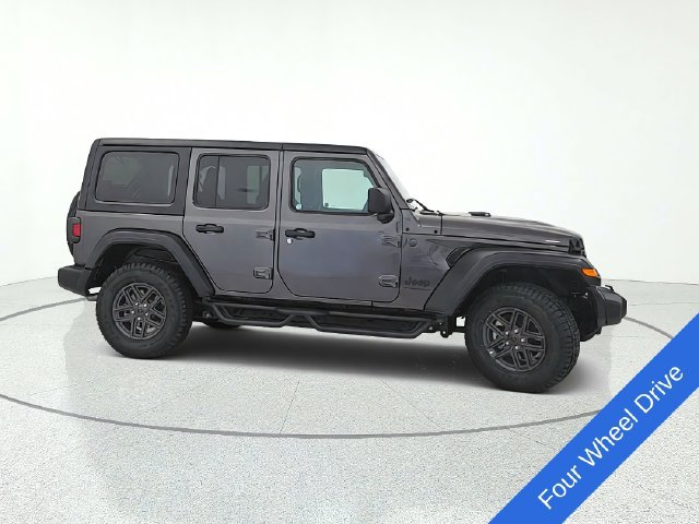 Used 2024 Jeep Wrangler Unlimited Sport AWD/4WD image 8