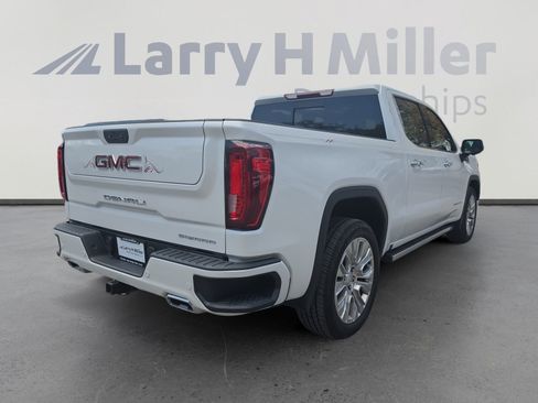 Used 2022 GMC Sierra 1500 Denali w/ Denali Premium Package AWD/4WD image 5