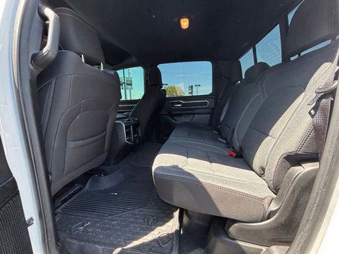 Used 2022 RAM 1500 Big Horn AWD/4WD image 11
