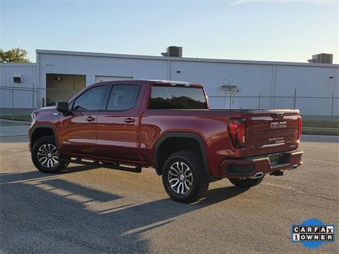 Used 2023 GMC Sierra 1500 AT4 image 4