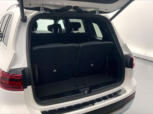 New 2026 Mercedes-Benz GLB 250 image 17