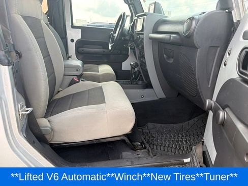 Used 2008 Jeep Wrangler X AWD/4WD image 25
