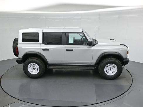 New 2026 Ford Bronco Heritage Edition AWD/4WD image 36