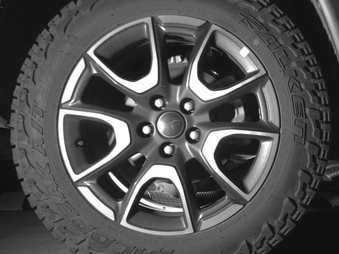 Used 2025 Jeep Compass Trailhawk image 15