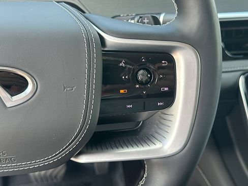 Certified 2025 INFINITI QX80 Sensory AWD/4WD image 22