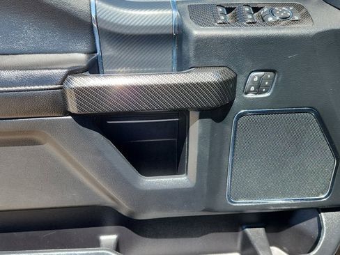 Used 2019 Ford F150 Lariat w/ Equipment Group 502A Luxury AWD/4WD image 18