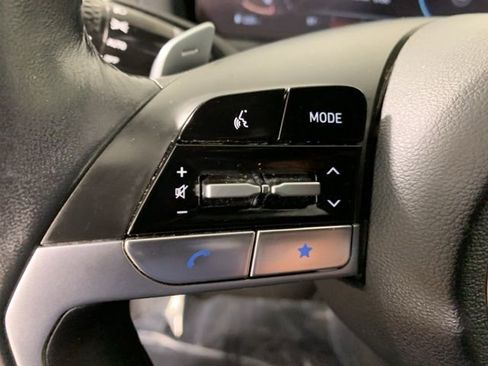 Used 2023 Hyundai Santa Cruz SEL Premium AWD/4WD image 18