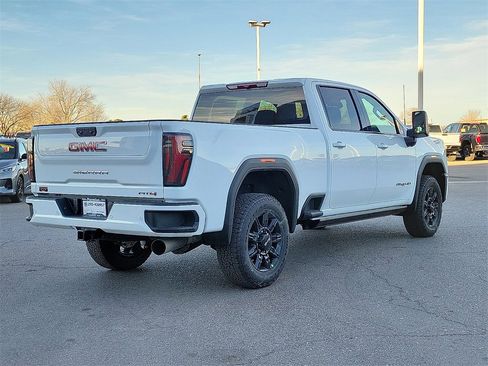 New 2026 GMC Sierra 2500 AT4 image 11