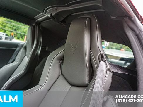 Used 2021 Chevrolet Corvette Stingray Preferred Cpe w/ Z51 Performance Package RWD image 23