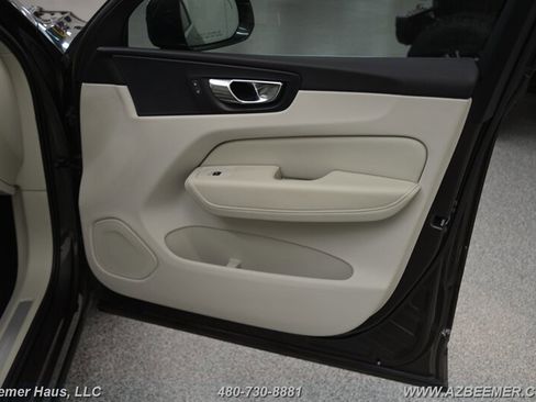 Used 2022 Volvo XC60 T8 Inscription Expression w/ Advanced Package image 37